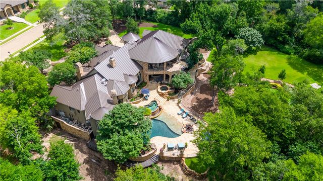 3323 Emory Oak Drive, Bryan, TX 77807