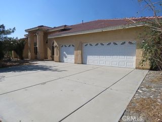 2425 Tokay Road, Phelan, CA 92371