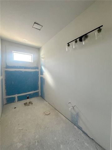 334 Villages Dr, Rockport, TX 78382