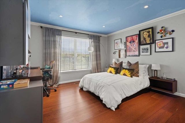 7 Dickinson Circle, Shrewsbury, MA 01545