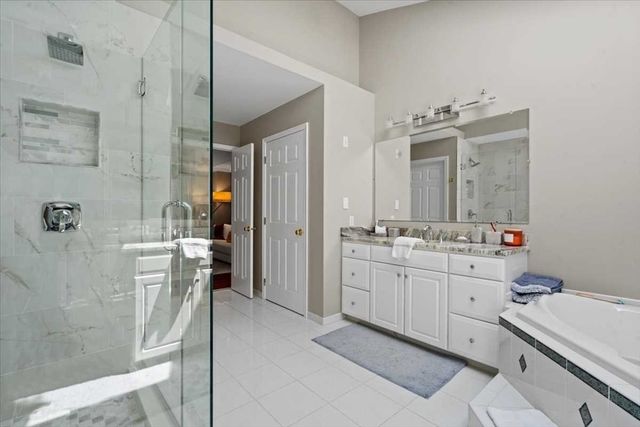 7 Dickinson Circle, Shrewsbury, MA 01545