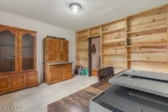 2522 Cindy St, Athens, TN 37303