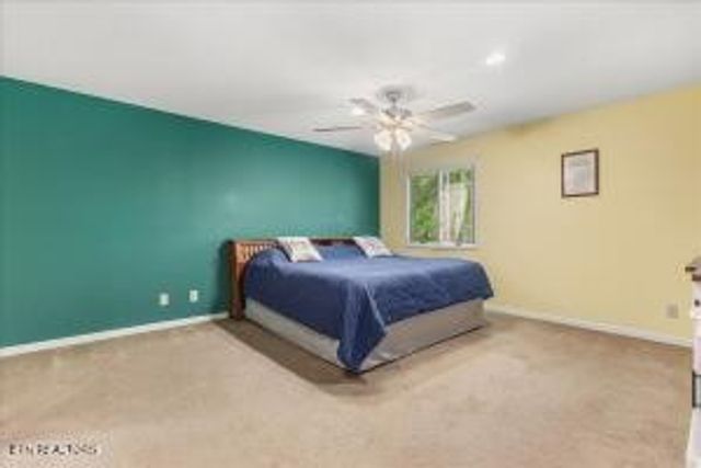 2522 Cindy St, Athens, TN 37303