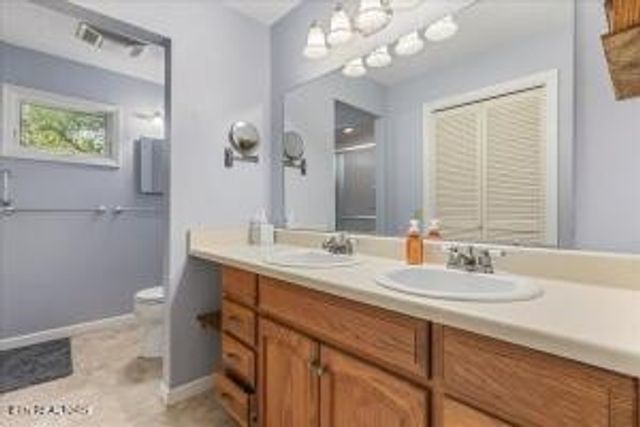 2522 Cindy St, Athens, TN 37303