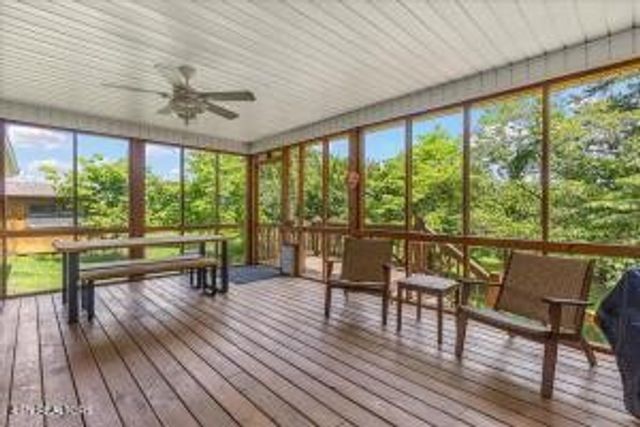 2522 Cindy St, Athens, TN 37303
