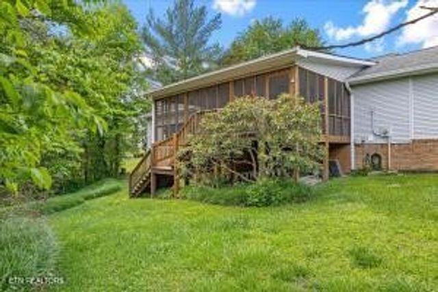 2522 Cindy St, Athens, TN 37303