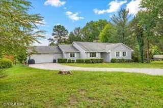 2522 Cindy St, Athens, TN 37303