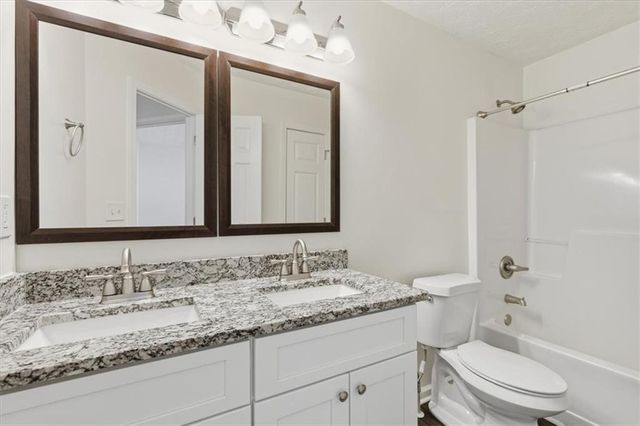 814 Carlton Pointe Place, Palmetto, GA 30268