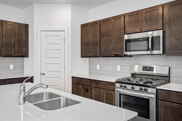9117 Gant Drive, White House, TN 37188