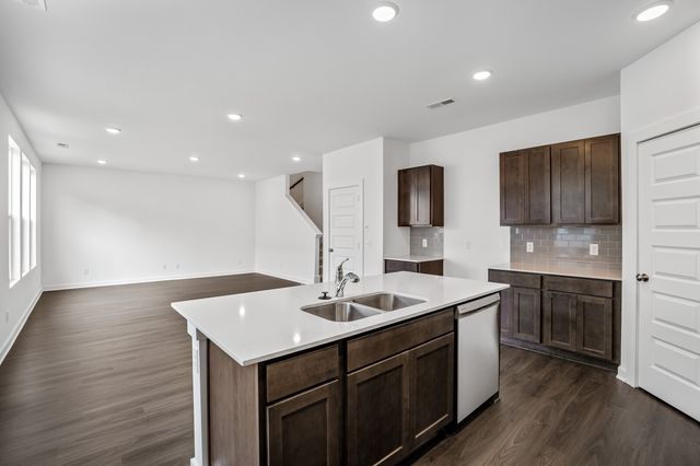9117 Gant Drive, White House, TN 37188