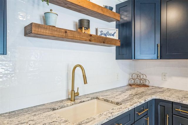 423 62ND STREET, Holmes Beach, FL 34217