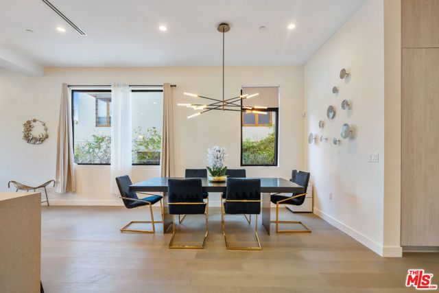 10563 Ashton Avenue 1, Los Angeles, CA 90024