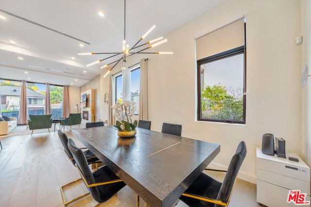 10563 Ashton Avenue 1, Los Angeles, CA 90024
