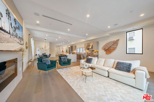 10563 Ashton Avenue 1, Los Angeles, CA 90024