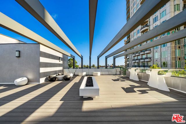 10563 Ashton Avenue 1, Los Angeles, CA 90024