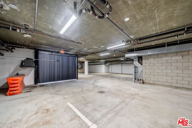 10563 Ashton Avenue 1, Los Angeles, CA 90024