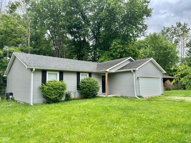 380 Mill Springs, Fillmore, IN 46128