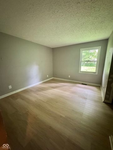 380 Mill Springs, Fillmore, IN 46128