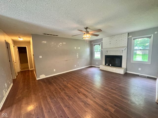 380 Mill Springs, Fillmore, IN 46128