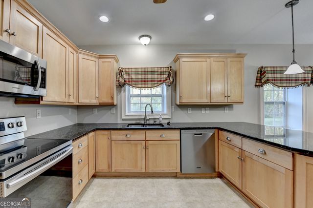 590 Ridge Road, Dawsonville, GA 30534