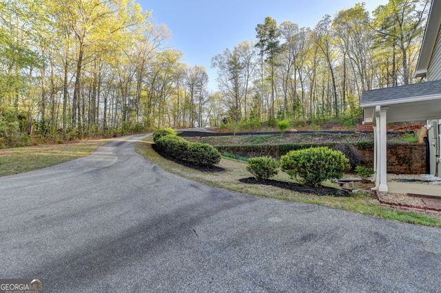 590 Ridge Road, Dawsonville, GA 30534