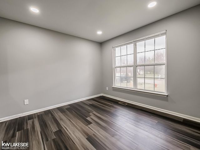 5308 Sandalwood Court, Grand Blanc, MI 48439