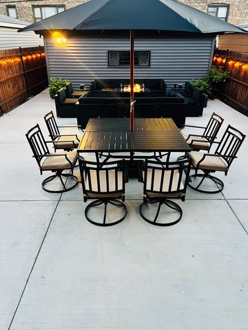 4851 W CONCORD Place, Chicago, IL 60639