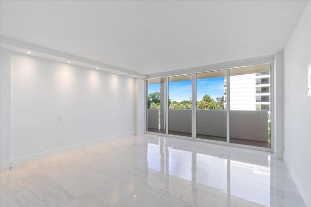 2000 S Ocean Boulevard 3J, Boca Raton, FL 33432