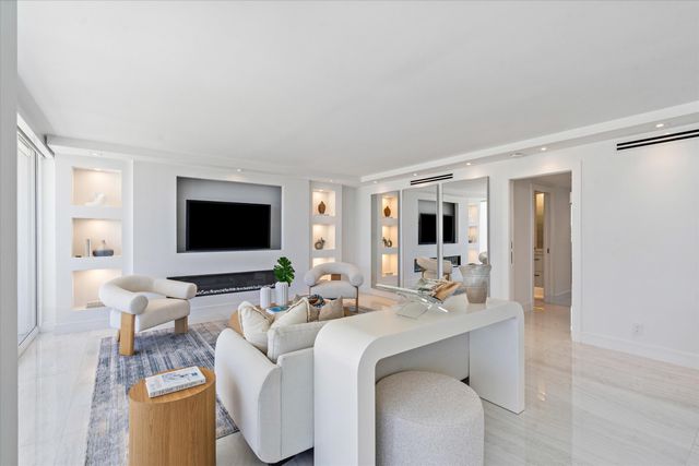 2000 S Ocean Boulevard 3J, Boca Raton, FL 33432