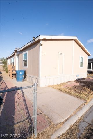 1838 Quintearo Street, Las Vegas, NV 89115