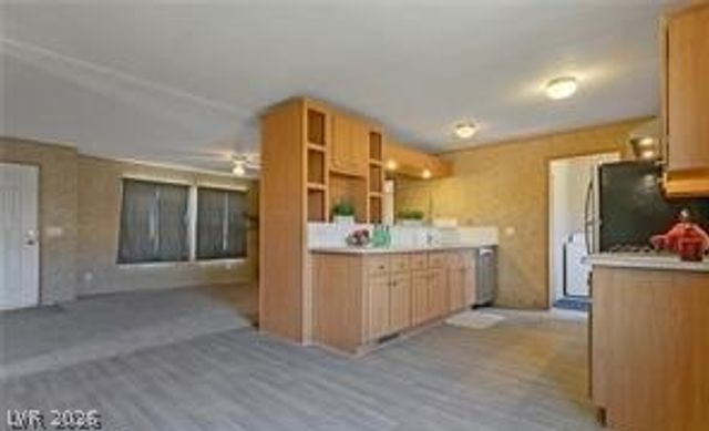 1838 Quintearo Street, Las Vegas, NV 89115