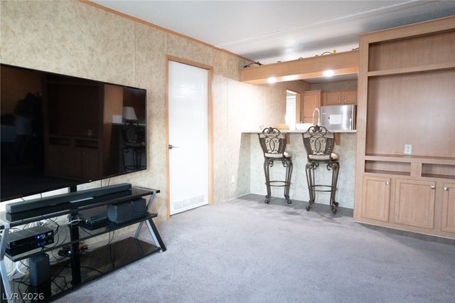 1838 Quintearo Street, Las Vegas, NV 89115