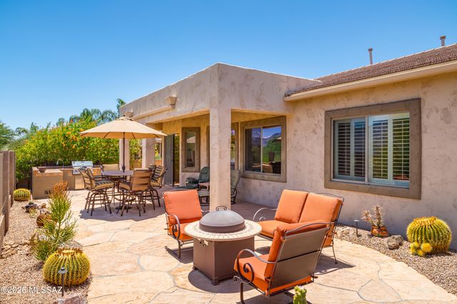 13218 N Woosnam Way, Oro Valley, AZ 85755