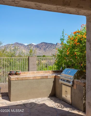 13218 N Woosnam Way, Oro Valley, AZ 85755