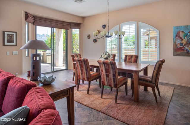 13218 N Woosnam Way, Oro Valley, AZ 85755