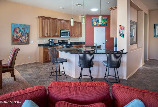 13218 N Woosnam Way, Oro Valley, AZ 85755