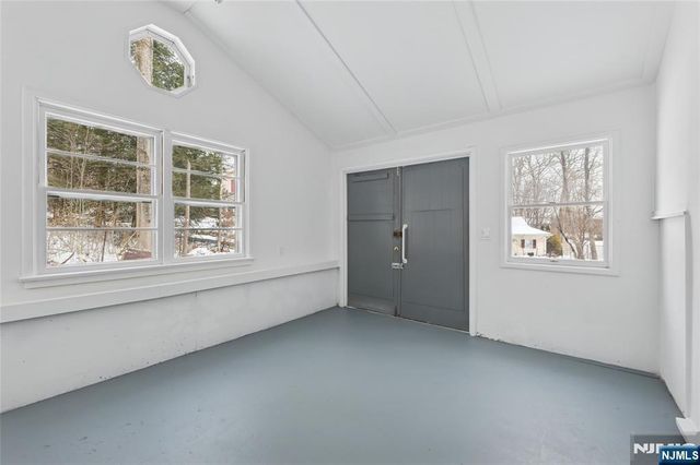 512 N Lake Shore Drive, West Milford, NJ 07421