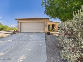 1141 W Calle Vista De Suenos, Sahuarita, AZ 85629