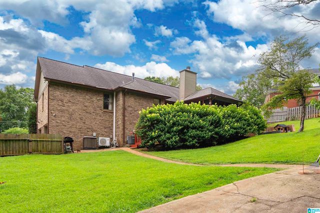 303 BRADFORD CIRCLE, Trussville, AL 35173
