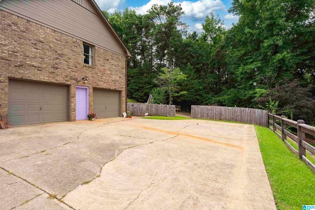 303 BRADFORD CIRCLE, Trussville, AL 35173