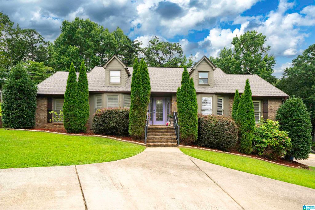 303 BRADFORD CIRCLE, Trussville, AL 35173