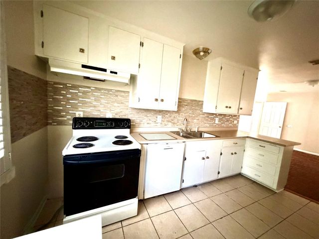 4275 Bethel Boulevard, Houston, TX 77092