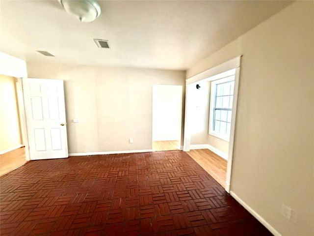 4275 Bethel Boulevard, Houston, TX 77092