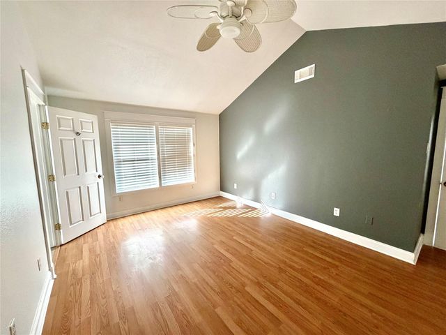 4275 Bethel Boulevard, Houston, TX 77092