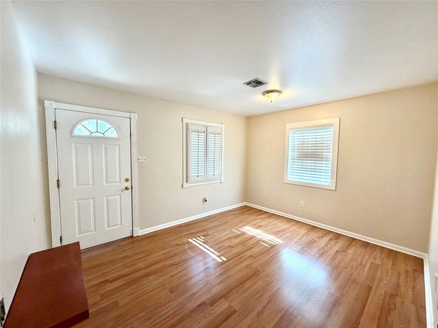 4275 Bethel Boulevard, Houston, TX 77092