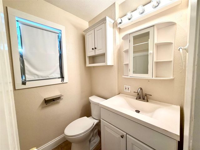 4275 Bethel Boulevard, Houston, TX 77092