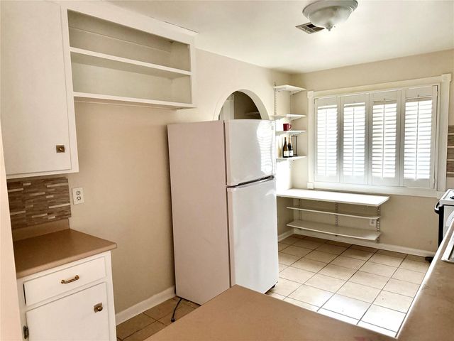 4275 Bethel Boulevard, Houston, TX 77092