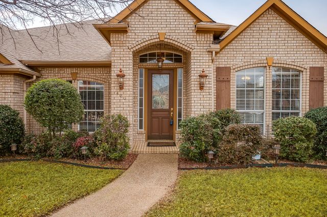 420 Vasey Oak Drive, Keller, TX 76248