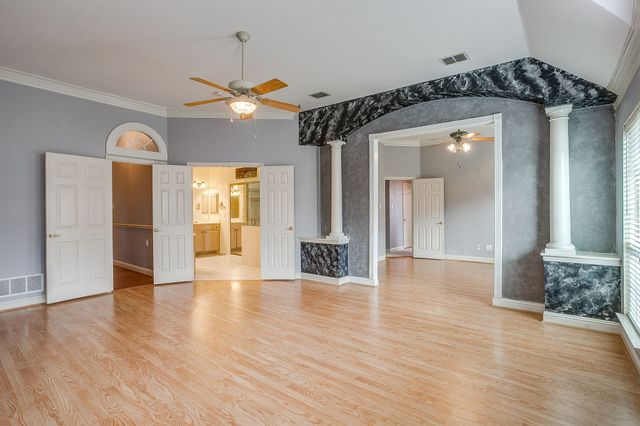 420 Vasey Oak Drive, Keller, TX 76248