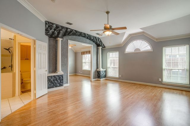 420 Vasey Oak Drive, Keller, TX 76248